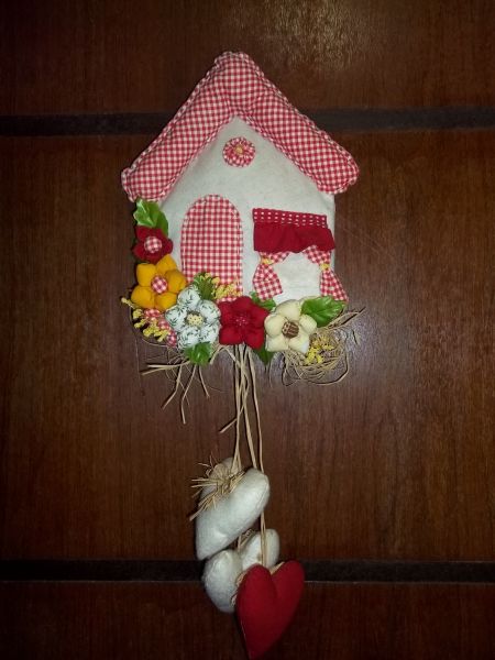 Casinha enfeite de Porta.